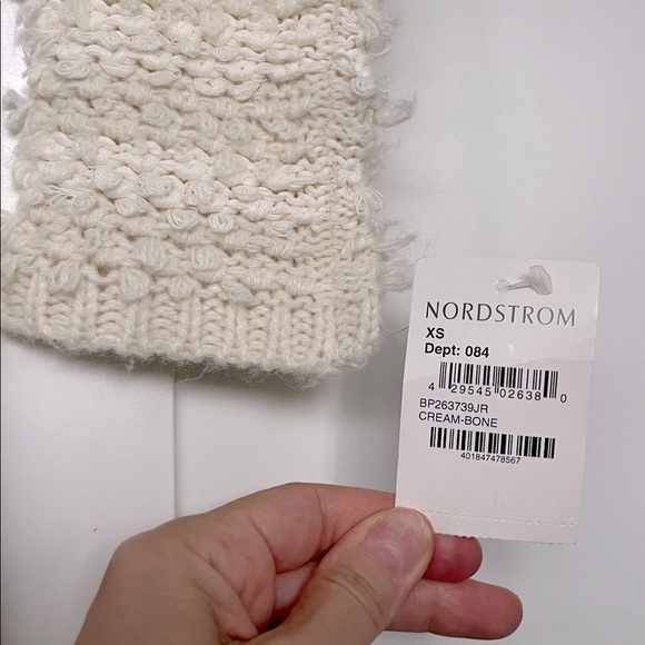 NWT Frenchi Chenille Long Sleeve Crop Cardigan Cream Bone XS Boxy - Picture 10 of 12